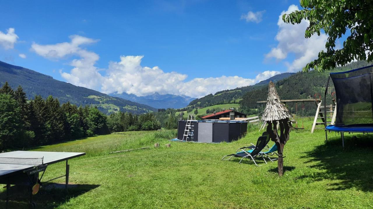 Hexenhaus Apartment Hüttau Екстериор снимка