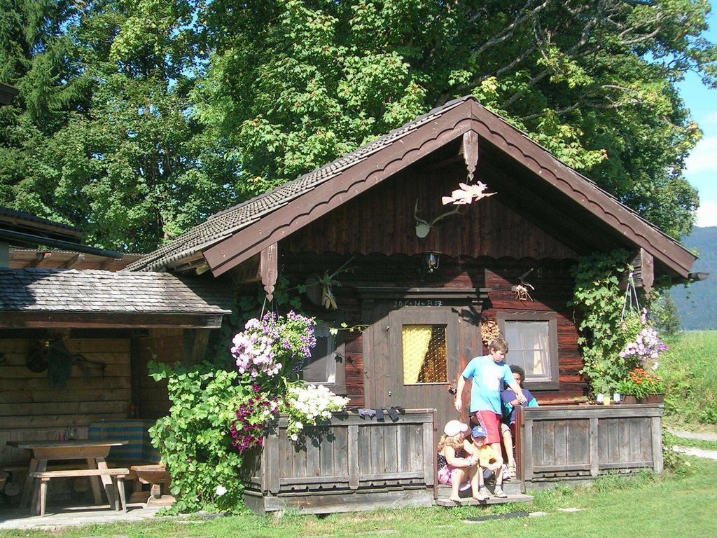 Hexenhaus Apartment Hüttau Стая снимка